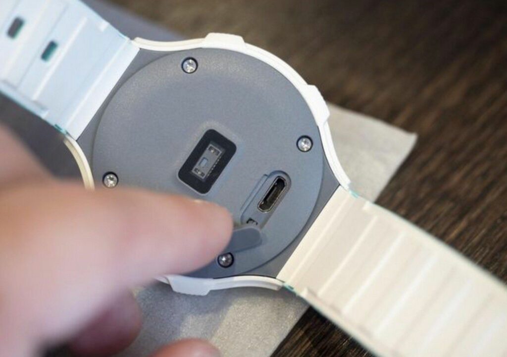 L'Alcatel Onetouch Go Watch, une montre intelligente avec capteur cardio-fréquencentremètre 