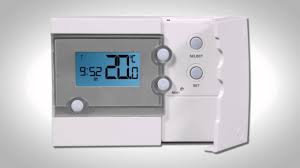 boîtier et accès aux boutons du thermostat Salus RT500RF