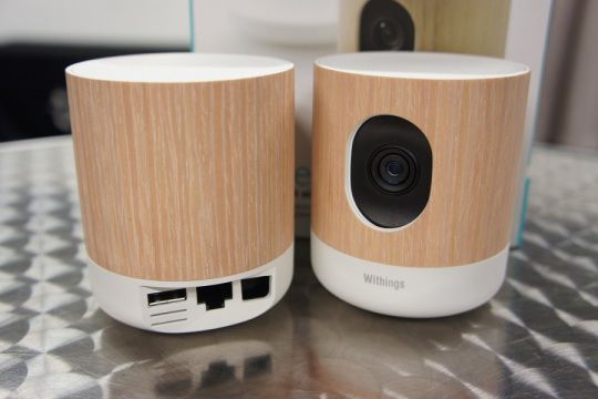 Design et conception de la caméra de surveillance Wi-Fi avec suivi de la qualité de l'air Withings Home